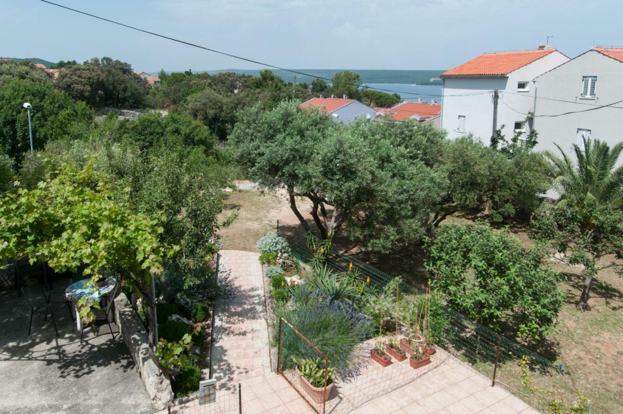 Apartments Nadia Sokolic Нерезине Экстерьер фото
